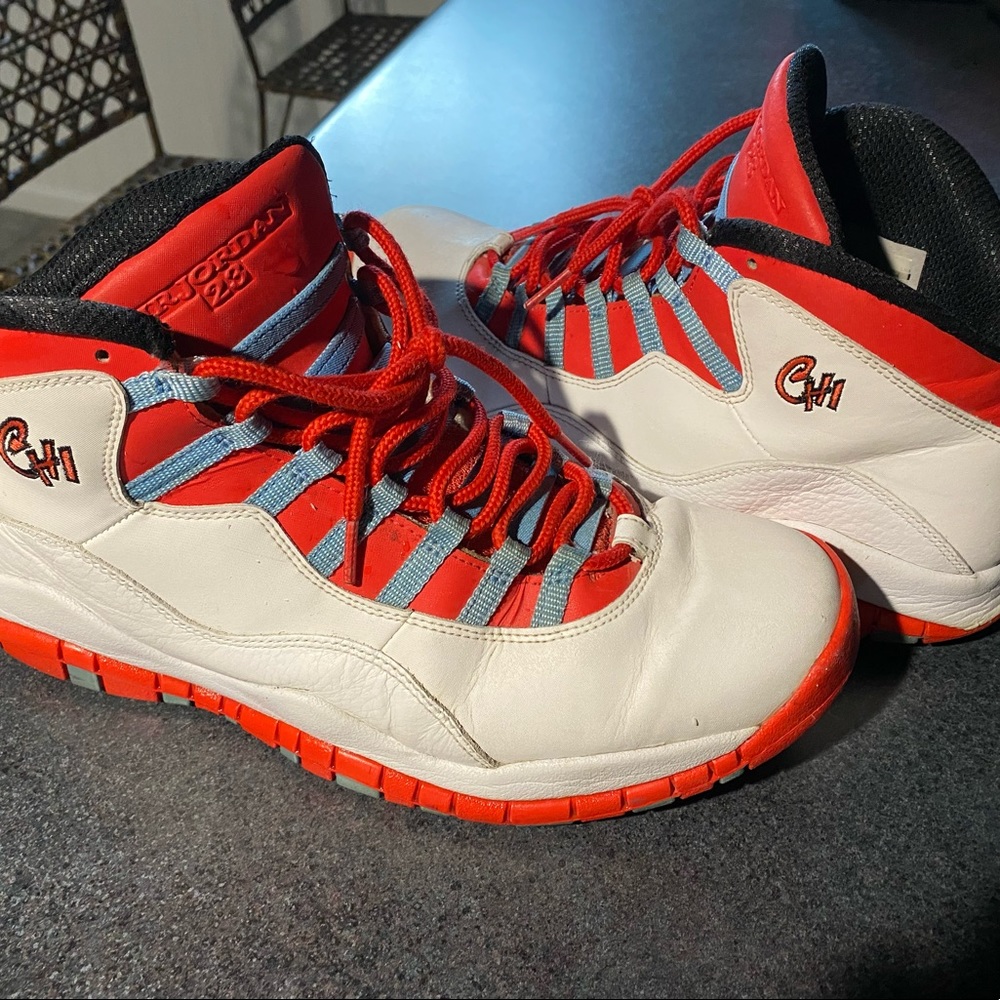 Jordan 10 Retro Chicago Flag size 12